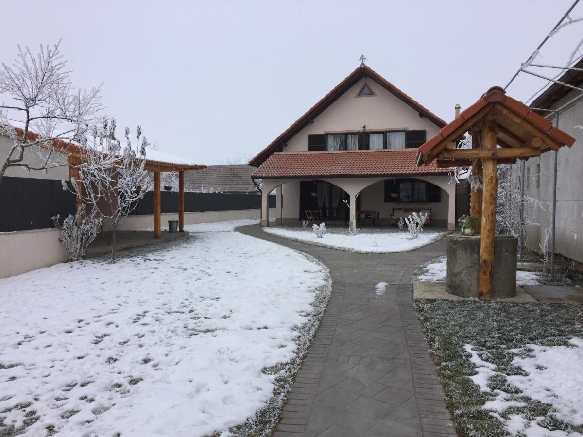 Pensiunea Simona Sîmbăta de Sus Eksteriør bilde
